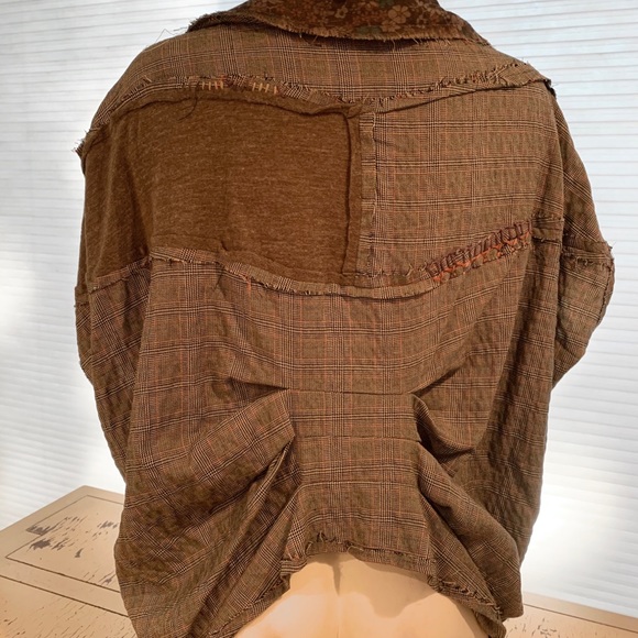 Cardigan - Picture 2 of 4